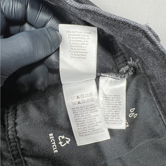 Lucky Brand Women’s Black Straight Leg Jeans Size 34 - Picture 4 of 10